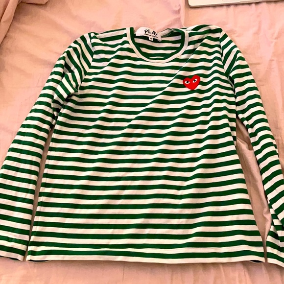 Comme des Garcons Tops - Come red garçons Play shirt